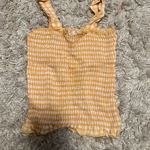 Tilly’s kids White Fawn yellow checkered top, ruffled bottom, kids xs